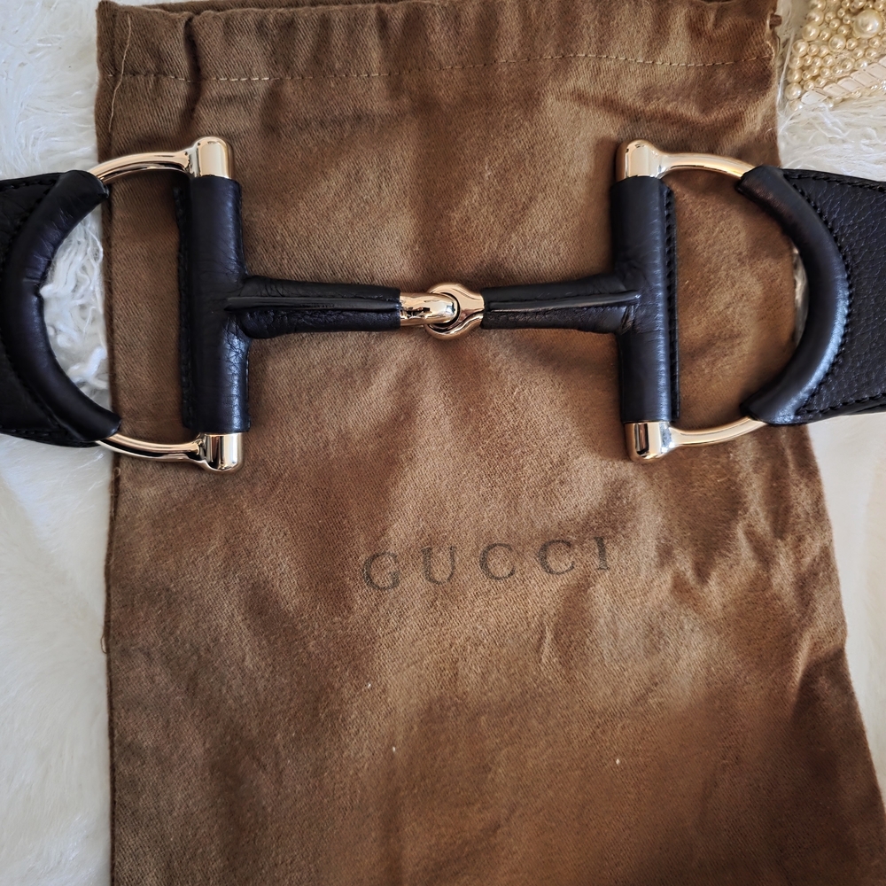 Gucci Black Leather Belt with Gold Hardware